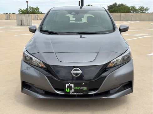 Used 2025 Nissan Leaf S FWD image 2