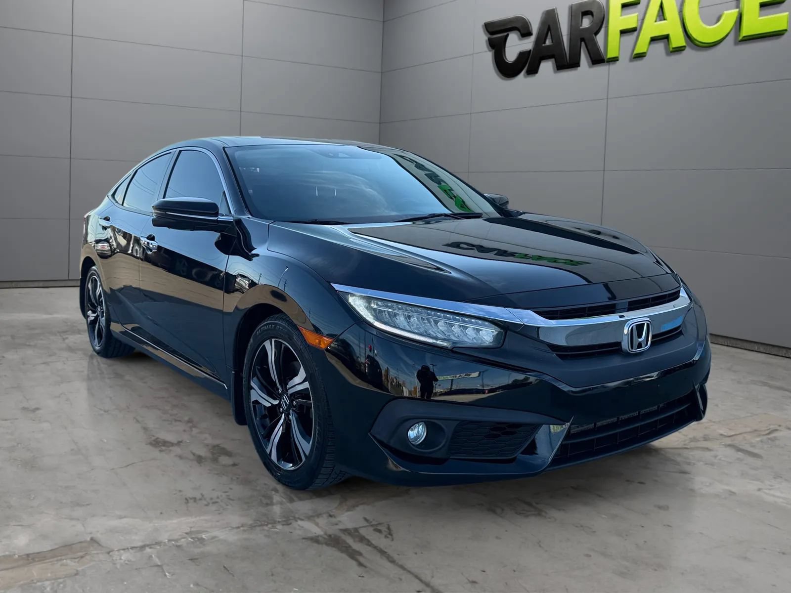 Used 2017 Honda Civic Touring image 4