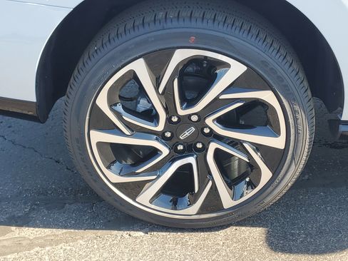 New 2026 Lincoln Navigator Reserve AWD/4WD image 5