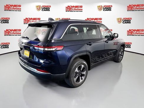 Used 2023 Jeep Grand Cherokee 4WD 4xe image 18