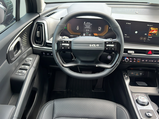 Used 2026 Kia Sorento EX w/ EX Premium Package FWD image 14