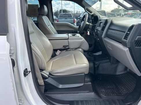 Used 2019 Ford F250 XL image 16