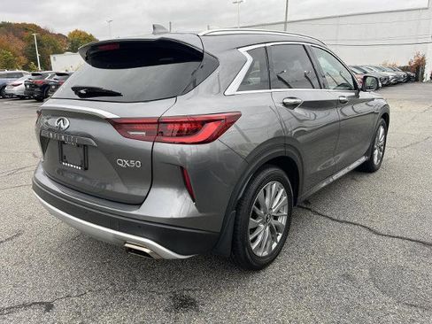 Certified 2023 INFINITI QX50 Luxe image 3