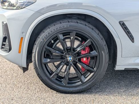 Used 2023 BMW X4 xDrive30i w/ M Sport Package image 11