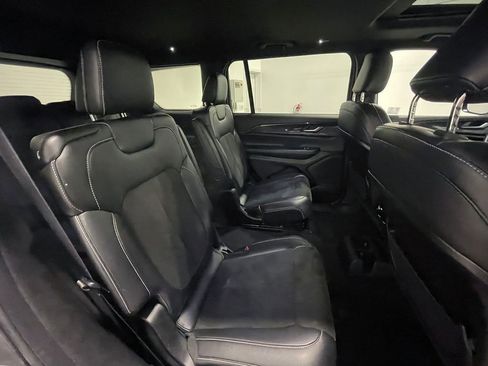 Used 2023 Jeep Grand Cherokee L Laredo AWD/4WD image 27