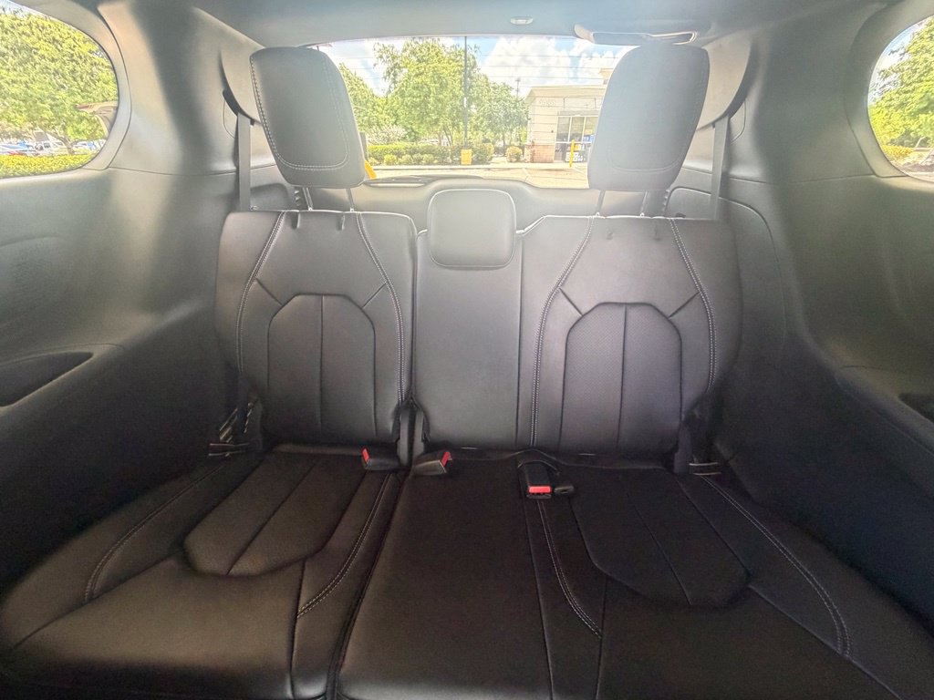 New 2027 Chrysler Pacifica Select w/ Family Tech Group FWD image 30