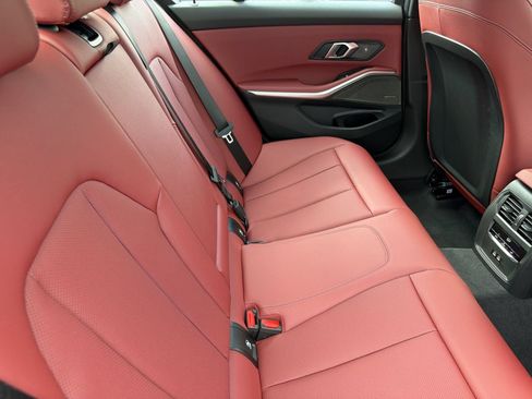 New 2026 BMW 330i Sedan w/ M Sport Package RWD image 31
