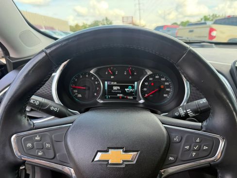 Used 2018 Chevrolet Malibu LT FWD image 22