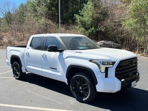 New 2026 Toyota Tundra Limited w/ Limited PVM Package AWD/4WD image 7