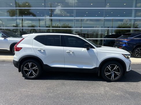 Used 2023 Volvo XC40 B4 Plus w/ Protection Package Premier FWD image 38