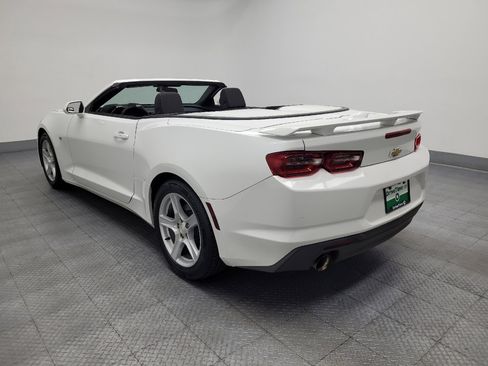 Used 2020 Chevrolet Camaro LT RWD image 3