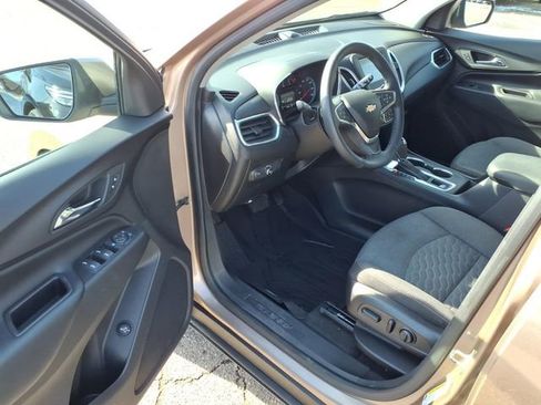 Used 2018 Chevrolet Equinox LT AWD/4WD image 10