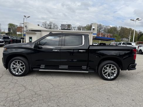 Used 2020 Chevrolet Silverado 1500 High Country w/ Technology Package image 4