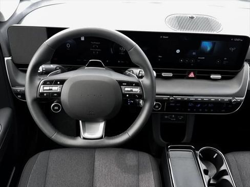 New 2026 Hyundai Ioniq 5 SE AWD/4WD image 17