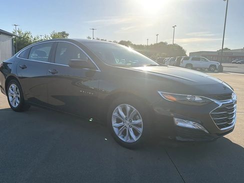 Used 2020 Chevrolet Malibu LT FWD image 26