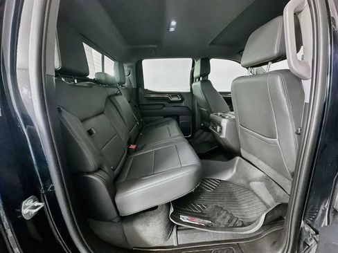 Used 2023 Chevrolet Silverado 1500 LT Trail Boss w/ LT Trail Boss Premium Package AWD/4WD image 26