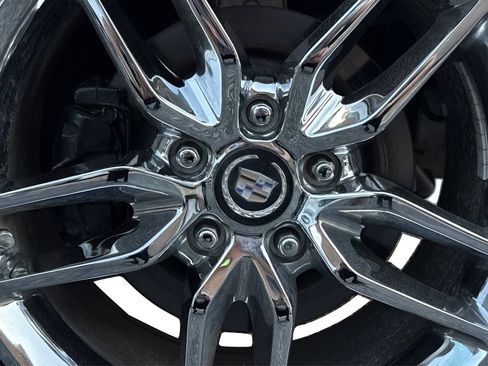 Used 2006 Cadillac XLR image 40