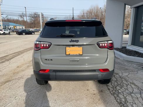 Used 2021 Jeep Compass Sport image 6