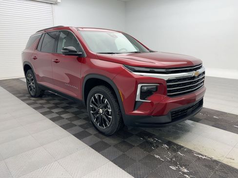 New 2026 Chevrolet Traverse LT w/ Sun and Wheel Package image 7