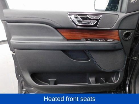 Used 2023 Lincoln Navigator Reserve image 22