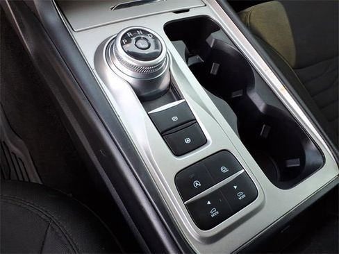 Used 2021 Ford Explorer XLT image 15