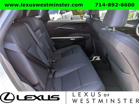 Used 2024 Lexus RX 350 FWD w/ Technology Package image 7
