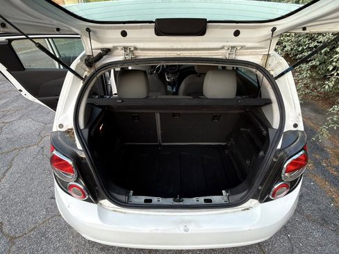 Used 2014 Chevrolet Sonic LS image 14