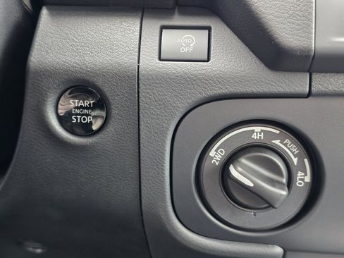 New 2026 Nissan Frontier SV image 22