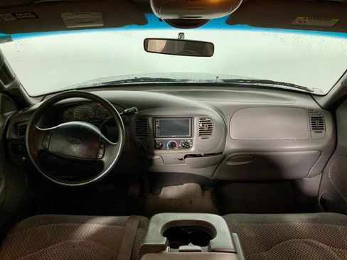 Used 2001 Ford F150 XLT image 19