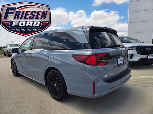 Used 2025 Honda Odyssey Sport-L image 5