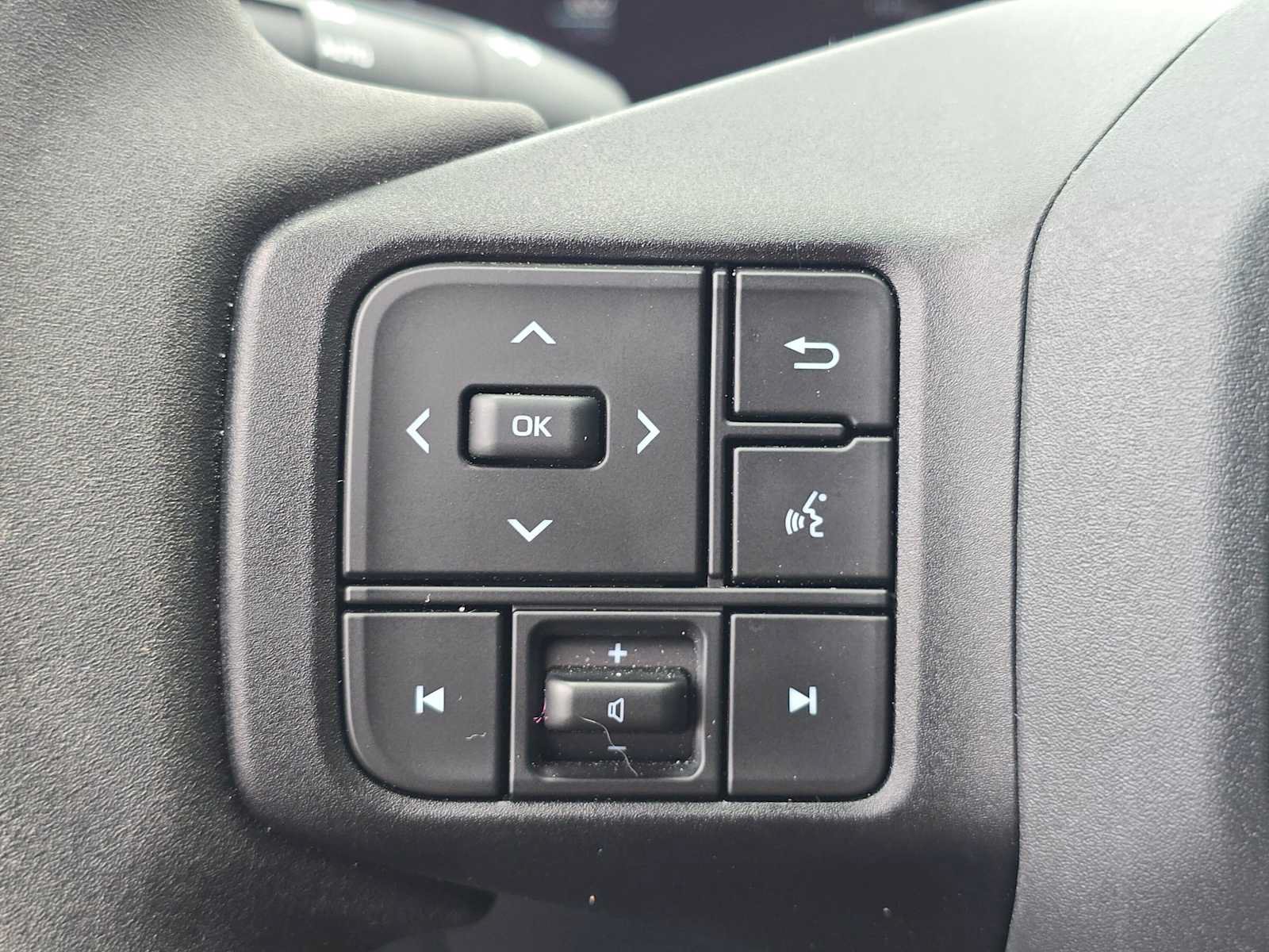 Used 2026 Toyota RAV4 LE FWD image 28
