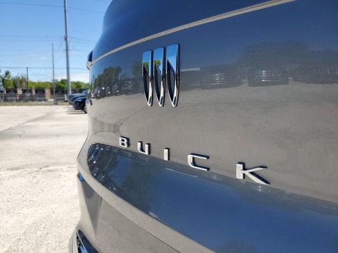 New 2026 Buick Envista Avenir image 7