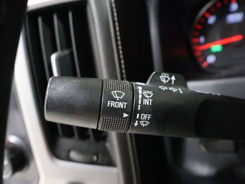 Used 2014 GMC Sierra 1500 SLE w/ SLE Value Package image 34