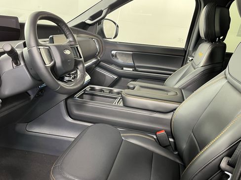 New 2026 Ford Expedition Tremor image 9