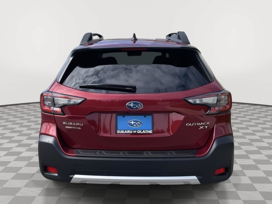 Used 2025 Subaru Outback Limited XT AWD/4WD image 14