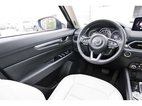 Certified 2025 MAZDA CX-5 AWD 2.5 S w/ Preferred Package image 6