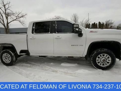 Used 2024 Chevrolet Silverado 2500 LT w/ All Star Edition image 9