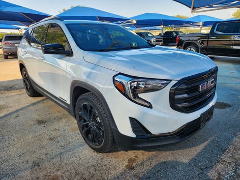Used 2021 GMC Terrain SLE w/ Elevation Edition FWD image 1