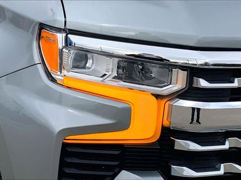 Used 2024 Chevrolet Silverado 1500 LTZ w/ LTZ Convenience Package II image 25