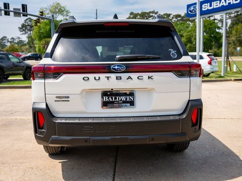 New 2026 Subaru Outback Limited AWD/4WD image 5