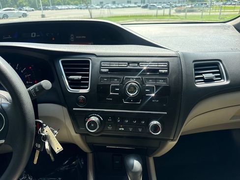 Used 2014 Honda Civic LX image 18
