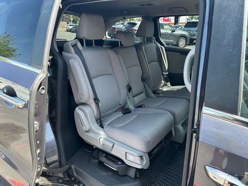 Used 2022 Honda Odyssey EX image 26