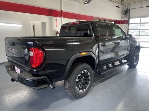 New 2026 GMC Canyon AT4 image 4