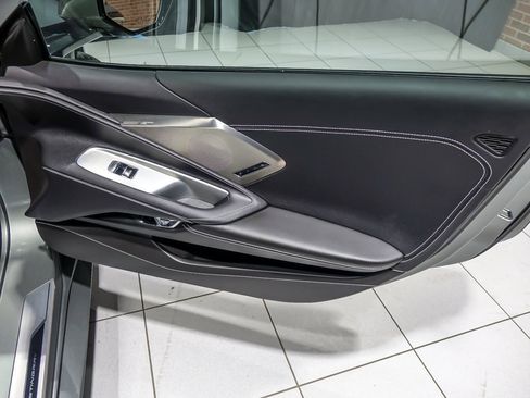 Used 2024 Chevrolet Corvette Stingray Preferred Cpe w/ Z51 Performance Package image 28