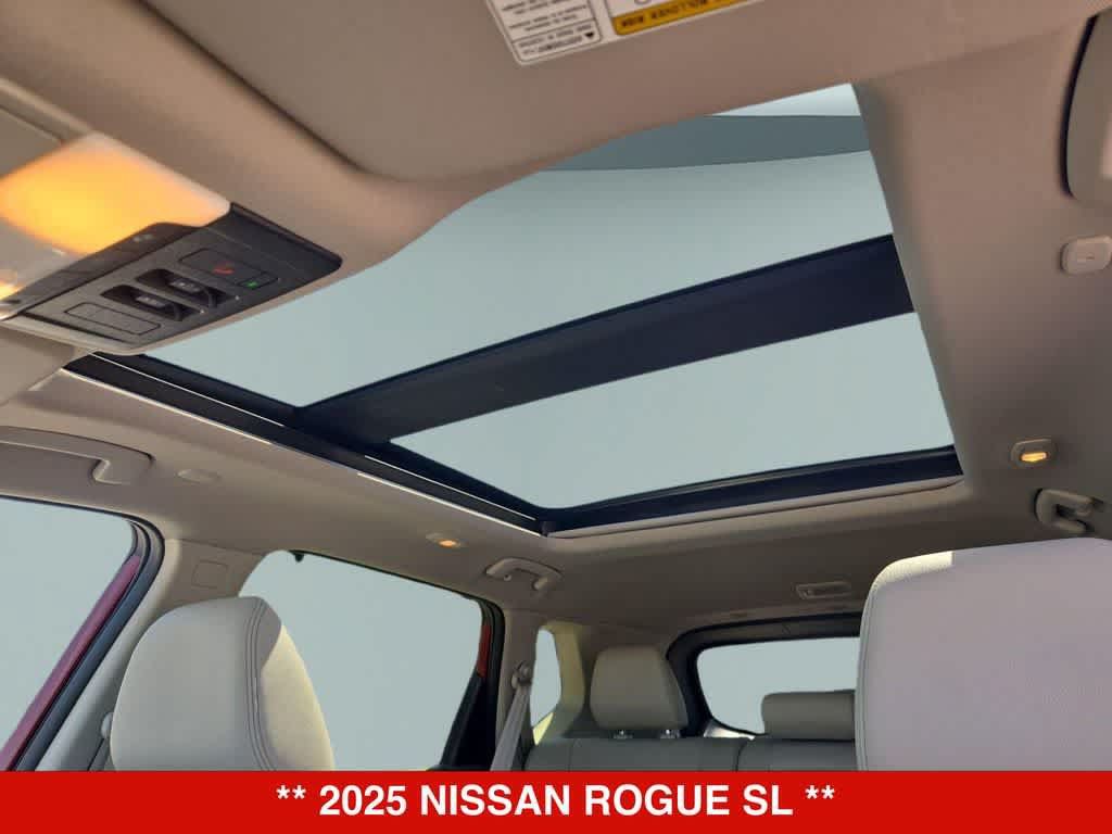Used 2025 Nissan Rogue SL w/ SL Premium Package FWD image 18