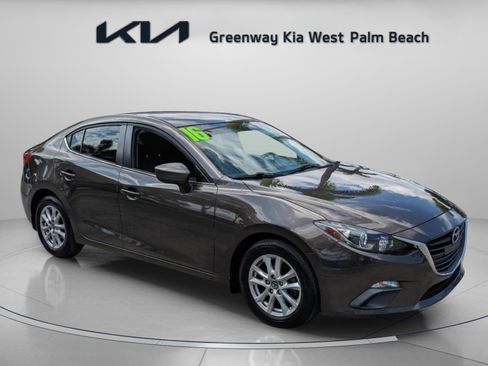 Used 2016 MAZDA MAZDA3 i Sport w/ Preferred Equipment Package image 2