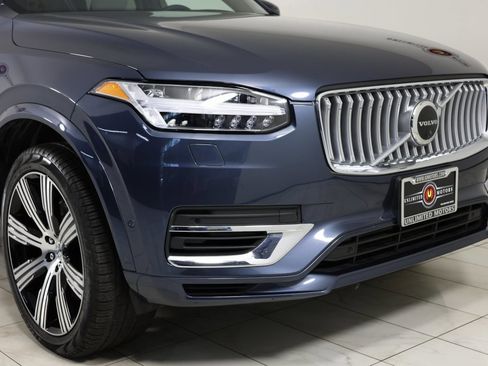 Used 2023 Volvo XC90 T8 Ultimate image 38