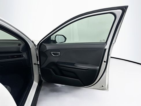Used 2025 Kia K4 FWD image 30