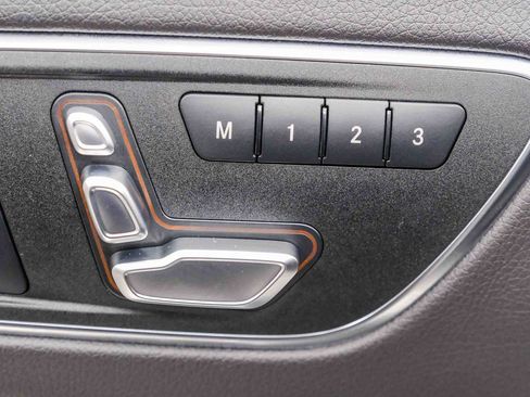 Used 2020 Mercedes-Benz GLA 250 image 29