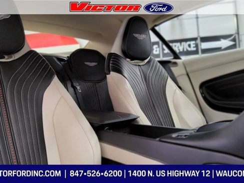 Used 2019 Aston Martin DB11 Volante image 12